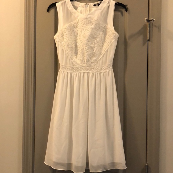 Gianni Bini Dresses & Skirts - Gianni bini white dress size 0-bridal!